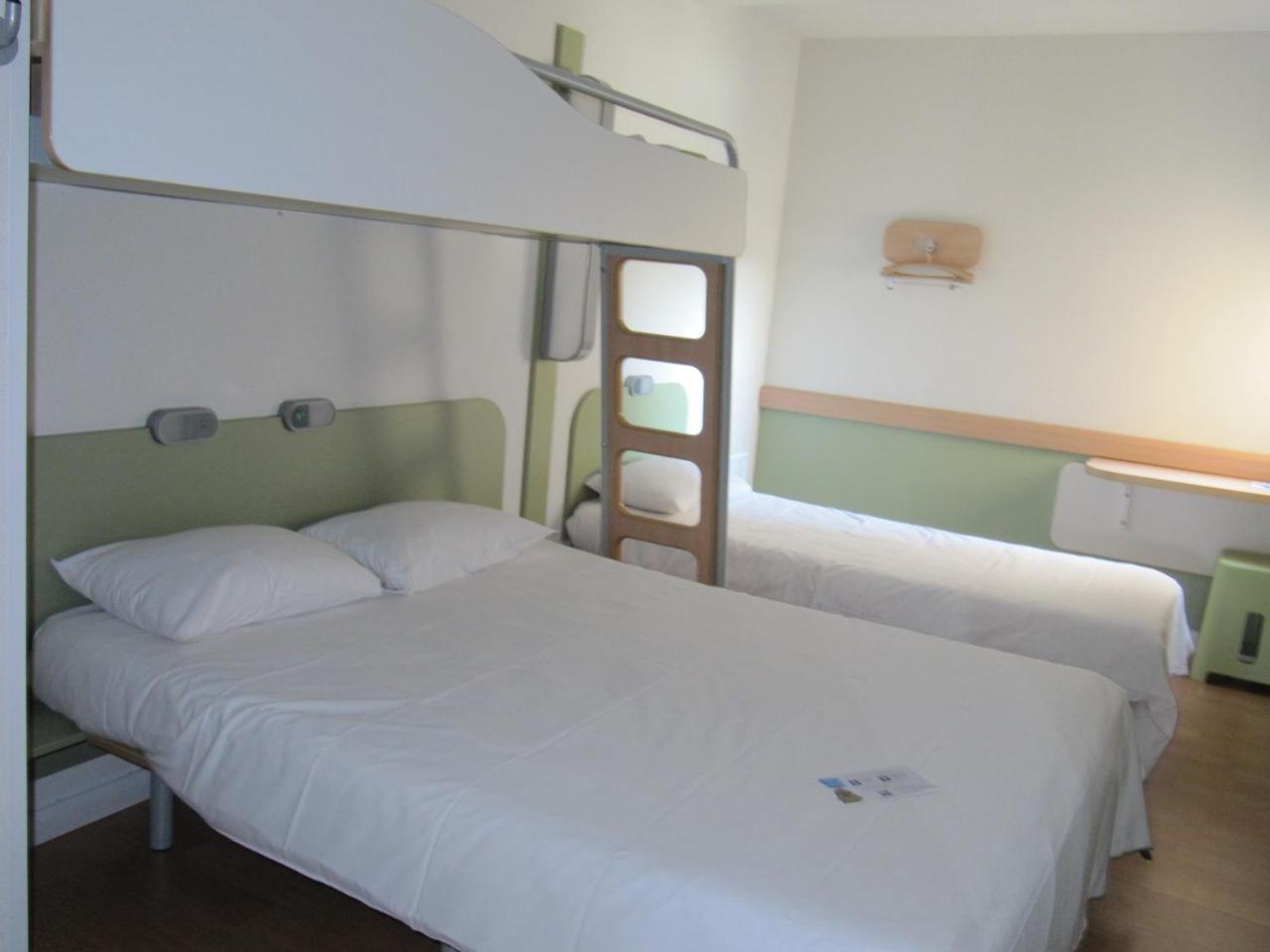 Ibis Budget Pontivy Exterior photo