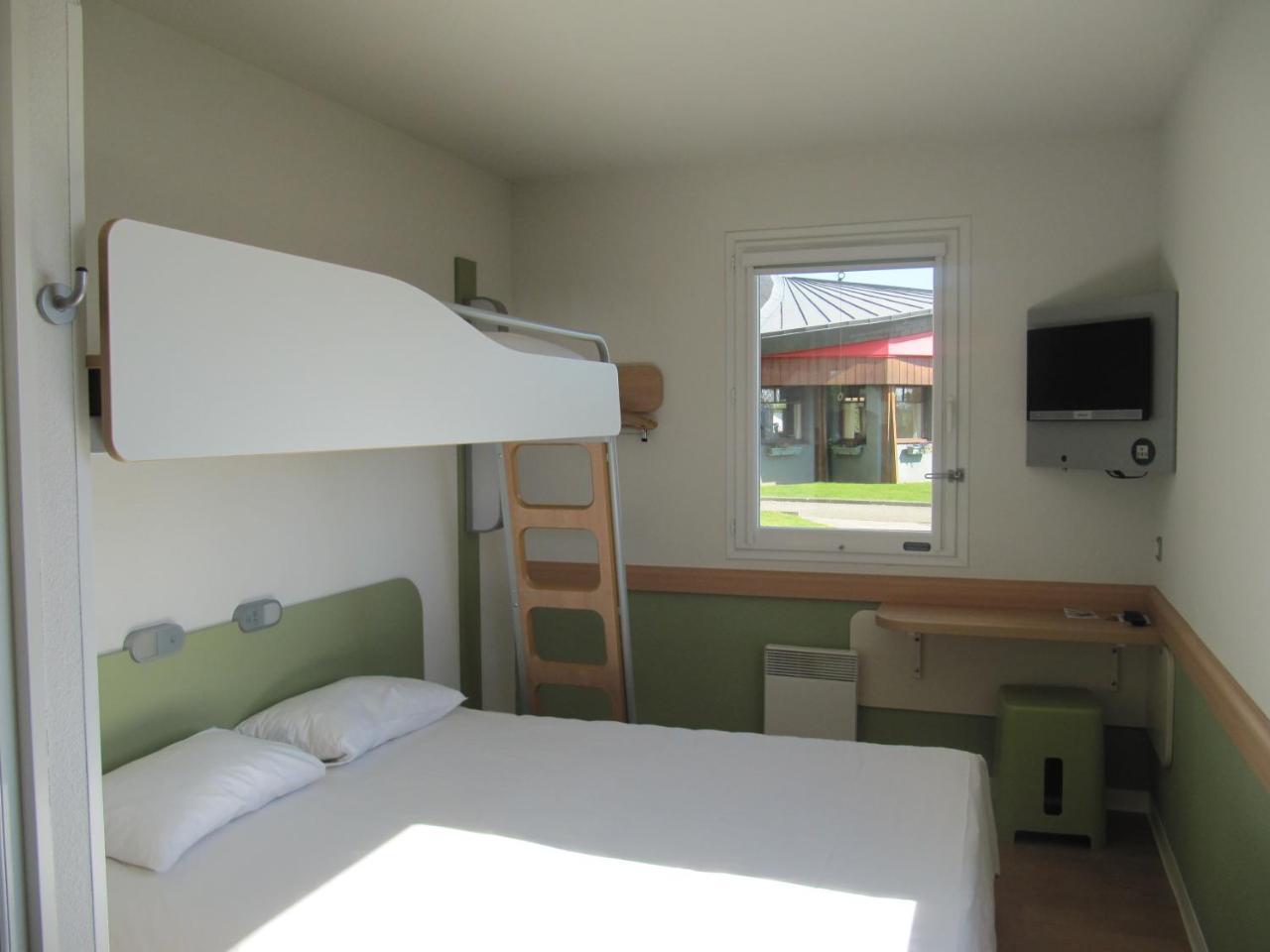 Ibis Budget Pontivy Exterior photo